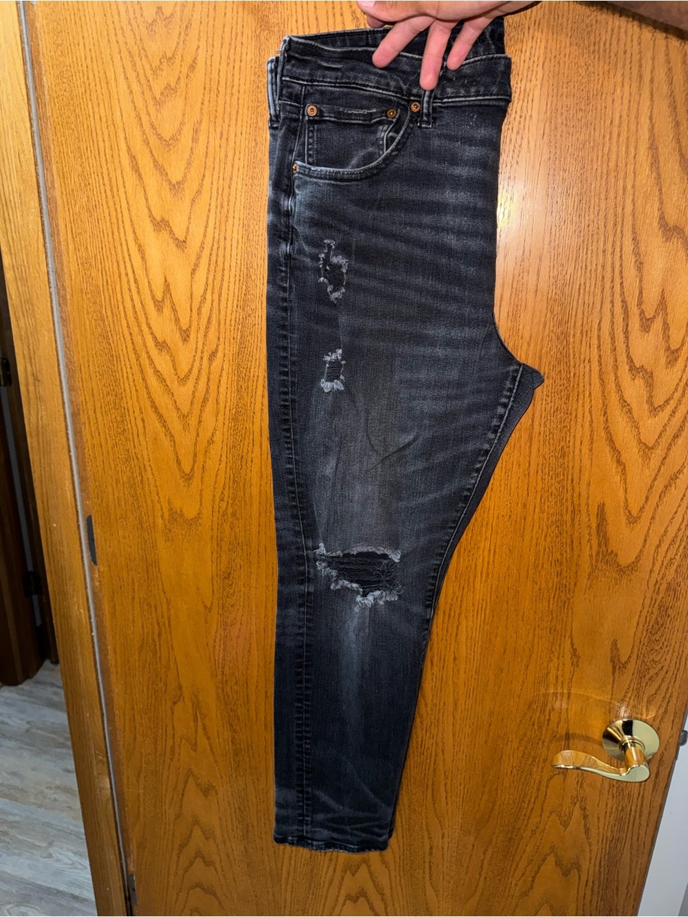 American Eagle Outfitters Men's Washed Black Slim Jeans with Distressed Knees